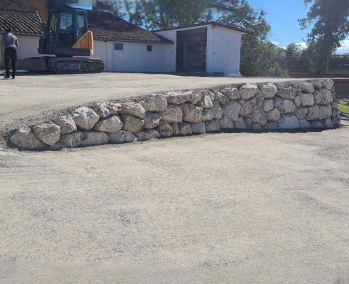 Mur de soutènement en pierre Daumazan-sur-Arize