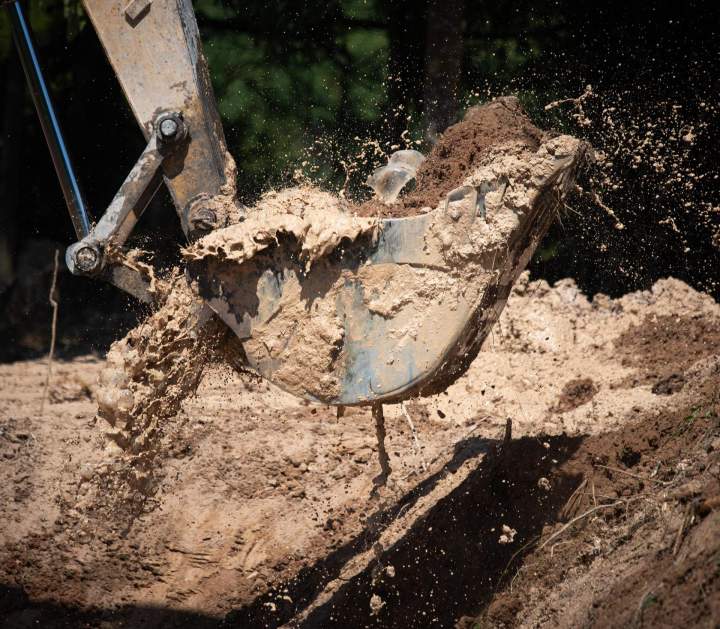 Évacuation de terre Daumazan-sur-Arize